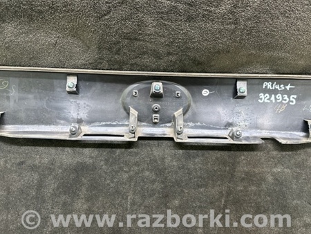 ФОТО Подсветка номера для Toyota Prius Plus (11-14) Киев