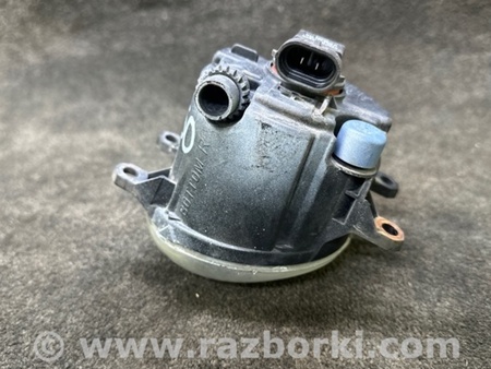 ФОТО Противотуманная фара для Toyota Prius Plus (11-14) Киев