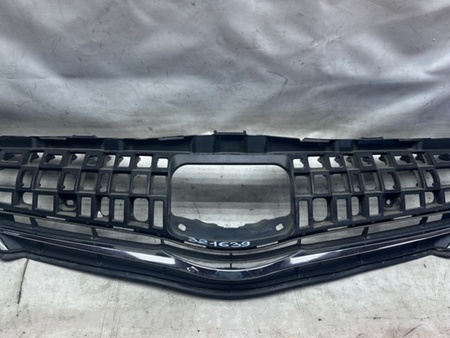 ФОТО Решетка радиатора для Toyota Prius Plus (11-14) Киев