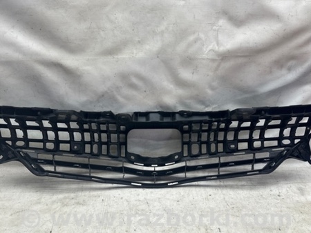 ФОТО Решетка радиатора для Toyota Prius Plus (11-14) Киев