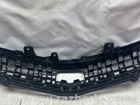 ФОТО Решетка радиатора для Toyota Prius Plus (11-14) Киев