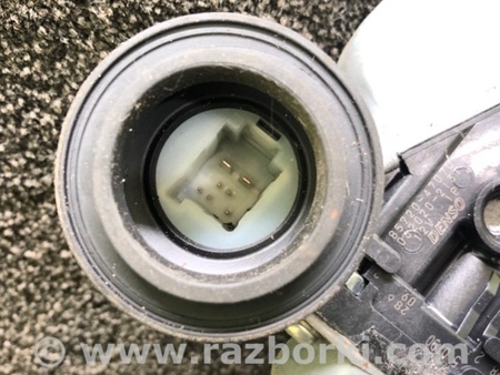 ФОТО Стеклоподъемник для Toyota Prius Plus (11-14) Киев