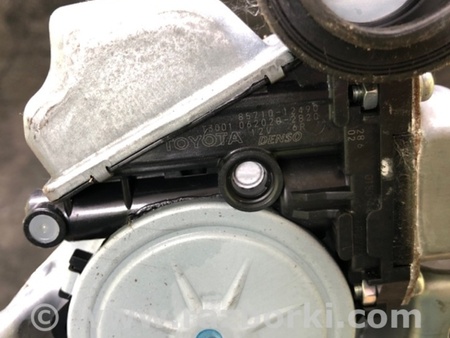 ФОТО Стеклоподъемник для Toyota Prius Plus (11-14) Киев