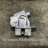Замок крышки багажника Toyota Prius Plus (11-14)