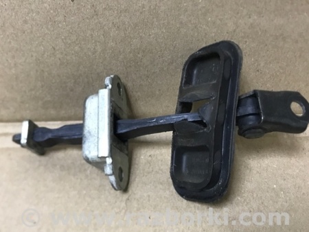 ФОТО Ограничитель двери для Nissan Qashqai (07-14) Киев