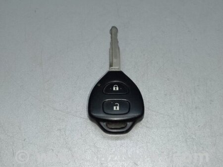 ФОТО Ключ зажигания для Toyota RAV-4 (00-05) Киев