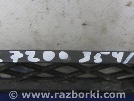 ФОТО Решетка переднего бампера для Toyota RAV-4 (00-05) Киев