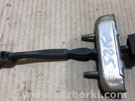 ФОТО Ограничитель двери для Toyota RAV-4 (05-12) Киев