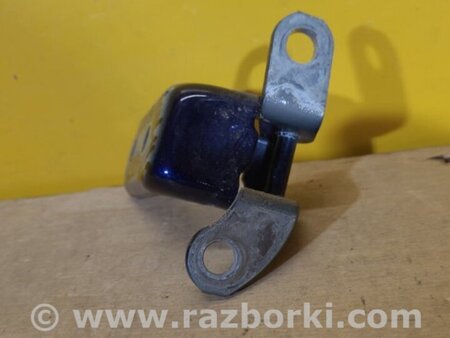 ФОТО Петля двери нижняя для Toyota RAV-4 (15-18) Киев