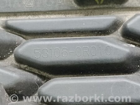 ФОТО Решетка переднего бампера для Toyota RAV-4 (15-18) Киев