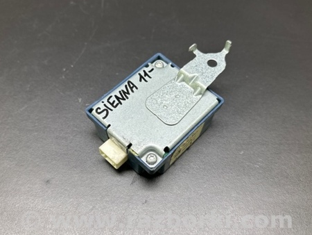 ФОТО Блок управления дверей для Toyota Sienna (11-16) Киев