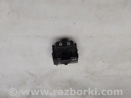 ФОТО Кнопка центрального замка для Toyota Sienna (11-16) Киев