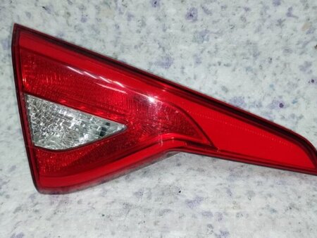ФОТО Фонарь задний внутренний для Hyundai Sonata LF (04.2014-...) Киев