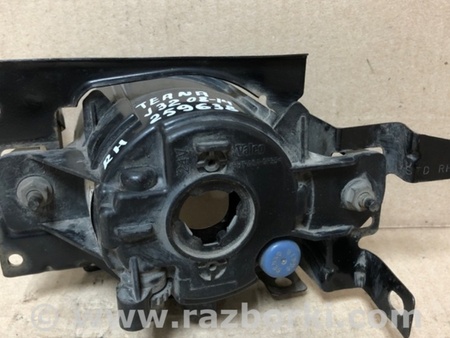 ФОТО Противотуманная фара для Nissan Teana J32 Киев