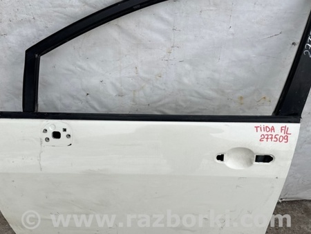 ФОТО Дверь для Nissan Tiida/Versa C11 Киев