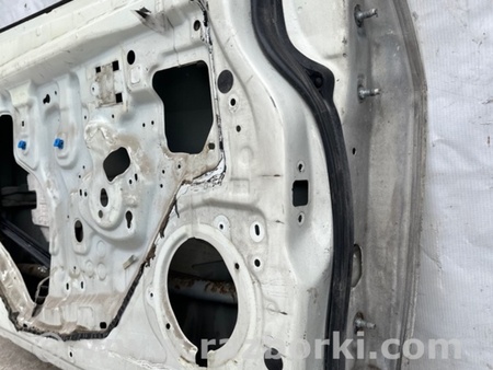 ФОТО Дверь для Nissan Tiida/Versa C11 Киев