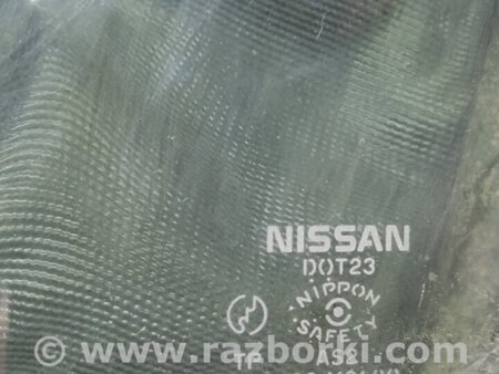 ФОТО Стекло двери глухое для Nissan Tiida/Versa C11 Киев