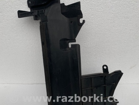 ФОТО Дефлектор радиатора для Nissan Tiida/Versa C11 Киев