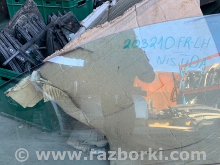 ФОТО Стекло двери для Nissan Tiida/Versa C11 Киев