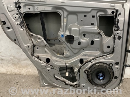 ФОТО Дверь для Nissan Tiida/Versa C11 Киев