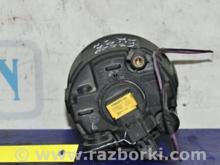 ФОТО Противотуманная фара для Nissan Tiida/Versa C11 Киев