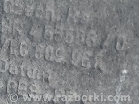 ФОТО Подкрылок для Volkswagen Touareg (02-07) Киев