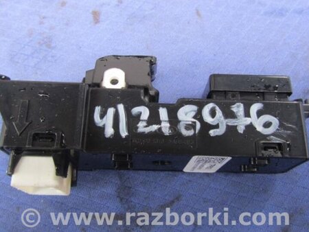 ФОТО Кнопка стеклоподьемника для Hyundai Tucson TL (15-20) Киев