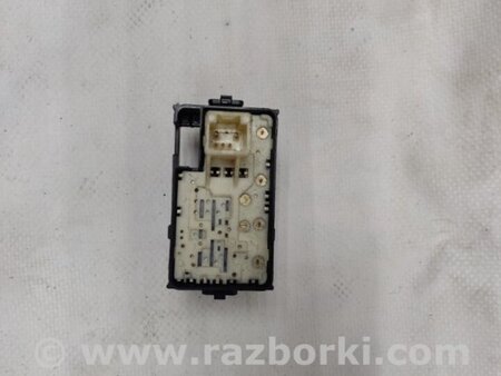 ФОТО Кнопка стеклоподьемника для Toyota Venza Киев