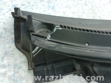 ФОТО Пластик под лобовое стекло (Жабо) для Nissan X-Trail T32 /Rogue (2013-) Киев