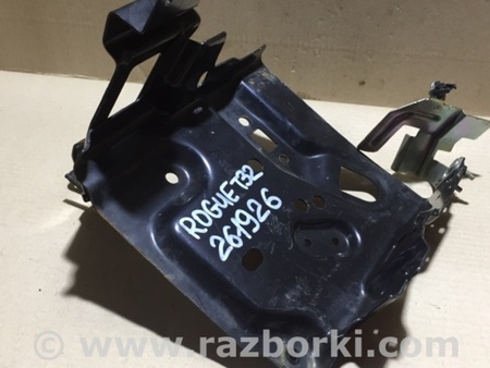 ФОТО Полка аккумулятора для Nissan X-Trail T32 /Rogue (2013-) Киев