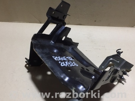 ФОТО Полка аккумулятора для Nissan X-Trail T32 /Rogue (2013-) Киев