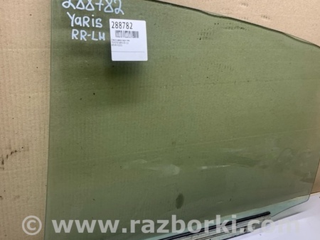 ФОТО Стекло двери для Toyota Yaris (05-11) Киев