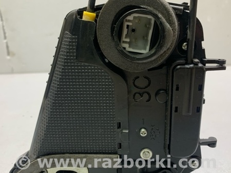 ФОТО Замок двери для Toyota Yaris (05-11) Киев