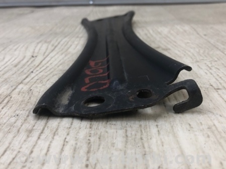 ФОТО Крепление глушителя для Mazda 3 BK (2003-2009) (I) Киев