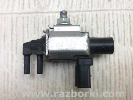 ФОТО Клапан электромагнитный (вакуумный) для Mazda 3 BK (2003-2009) (I) Киев