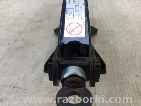 ФОТО Домкрат для Mazda 3 BK (2003-2009) (I) Киев