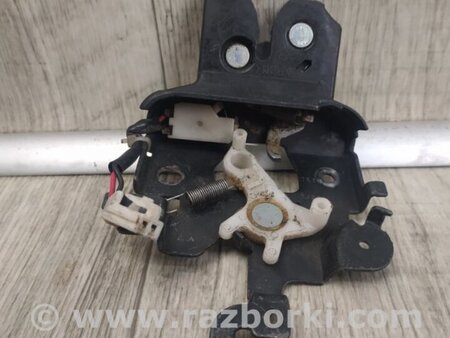 ФОТО Замок крышки багажника для Mazda 3 BK (2003-2009) (I) Киев