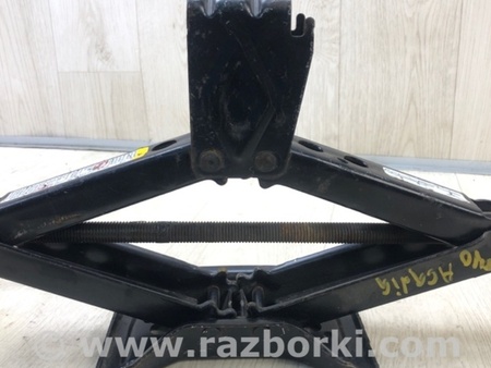 ФОТО Домкрат для GMC Acadia Киев