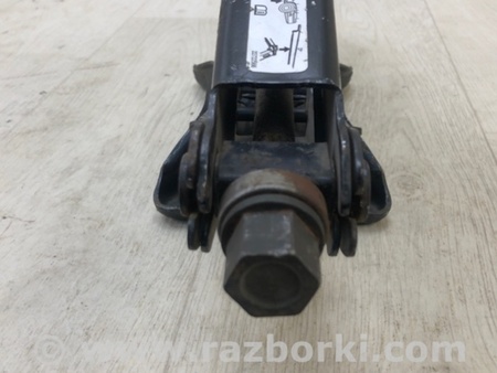 ФОТО Домкрат для GMC Acadia Киев