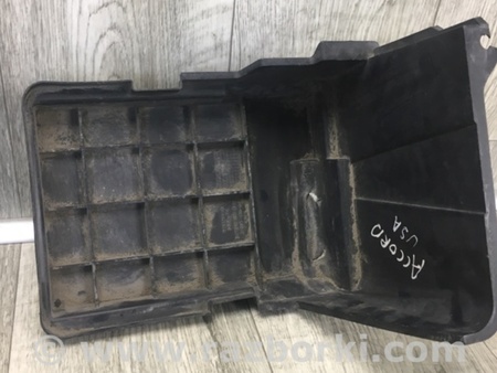 ФОТО Полка аккумулятора для Honda Accord CW (12.2008 - 03.2013) Киев
