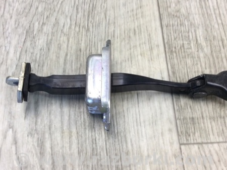 ФОТО Ограничитель двери для Nissan Altima L33 Киев
