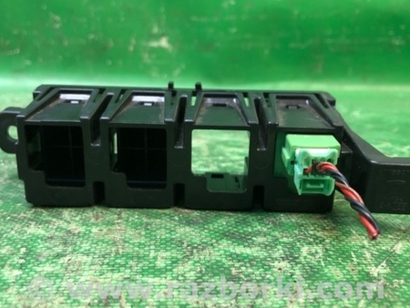 ФОТО Кнопка открывания багажника внутренняя для Nissan Altima L33 Киев