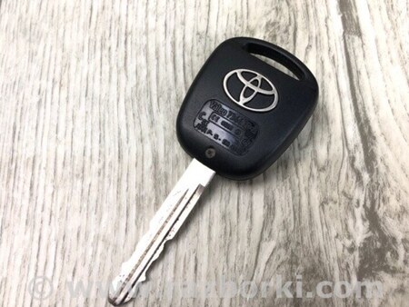 ФОТО Ключ зажигания для Toyota Avensis T250 (02.2003-10.2009) Киев