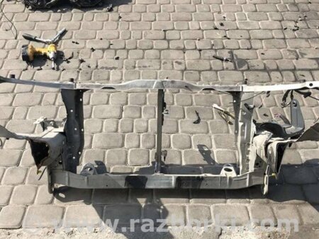 ФОТО Панель передняя для Toyota Avensis T250 (02.2003-10.2009) Киев