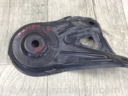 ФОТО Крепление балки подвески для Toyota Camry 30 XV30 (09.2001-03.2006) Киев