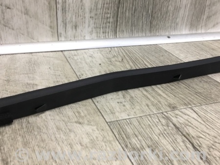 ФОТО Уплотнитель стекла двери для Toyota Camry 30 XV30 (09.2001-03.2006) Киев