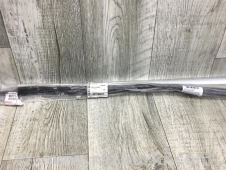 ФОТО Уплотнитель стекла двери для Toyota Camry 30 XV30 (09.2001-03.2006) Киев
