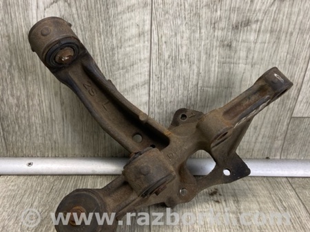 ФОТО Цапфа для Toyota Camry 40 XV40 (01.2006-07.2011) Киев