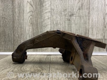 ФОТО Цапфа для Toyota Camry 40 XV40 (01.2006-07.2011) Киев