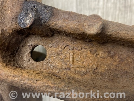 ФОТО Цапфа для Toyota Camry 40 XV40 (01.2006-07.2011) Киев